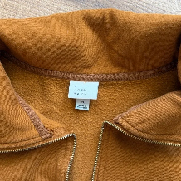 Women's Half-Zip Pullover Crop Sweatshirt Cognac - Picture 2 of 5